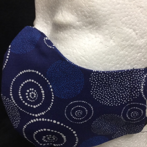 Blue circles Face Mask - Picture 5 of 5